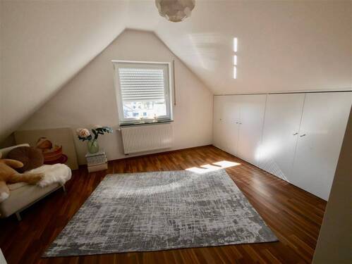 Kinderzimmer 3/Büro im Dachstuhl - 