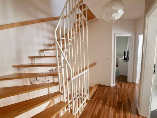 Treppe zum Dachgeschoss - 