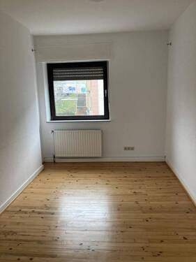 Büro / Praxisräume - 9 Zimmer Büro in Saarbrücken