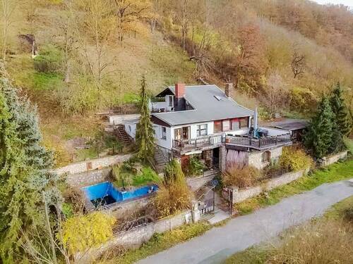 Luftbild (4) - Mehrfamilienhaus, Wohnhaus mit 100,00 m&sup2; in zum Kaufen