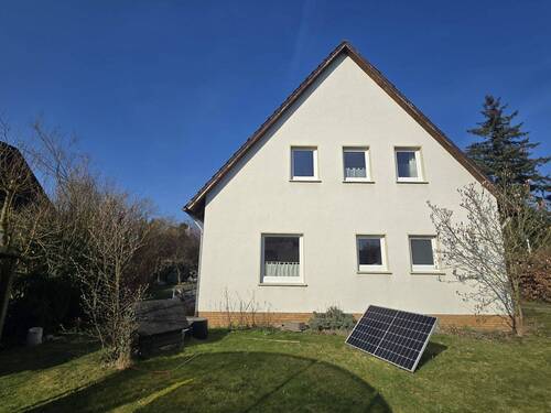  Seitenansicht - 4 Zimmer Einfamilienhaus zum Kaufen in Celle