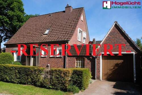 Hinweis - RESERVIERT! In begehrter Wohnlage! Ein bezugsfreies Einfamilienhaus mit NebengebäudeGarage