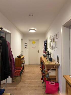 Flur - 4 Zimmer Etagenwohnung zur Miete in Freiberg