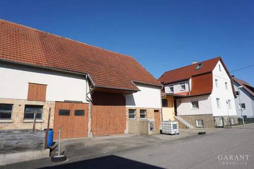Aussenansicht - Bauernhaus mit Scheune in Ehningen zu verkaufen - Viel Platz für Familie, Hobby und Tierhaltung