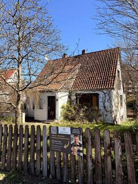 Hausansicht - vorne - 1 Zimmer Einfamilienhaus zum Kaufen in Malente