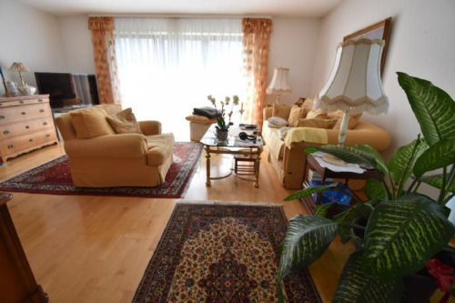 Wohnbereich - 7 Zimmer Mehrfamilienhaus, Wohnhaus in Waldshut-Tiengen