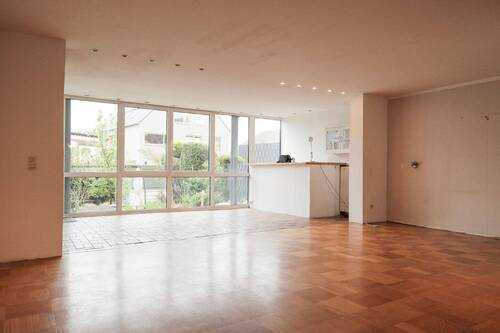 Großer EG Wohnbereich - 