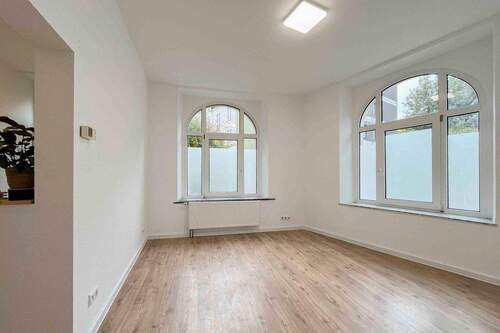 Wohnzimmer (2) - 2 Zimmer Einfamilienhaus zum Kaufen in Wuppertal