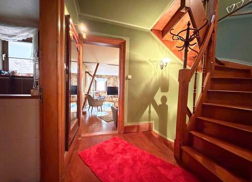 Flur OG - 4 Zimmer Einfamilienhaus in Bad Vilbel