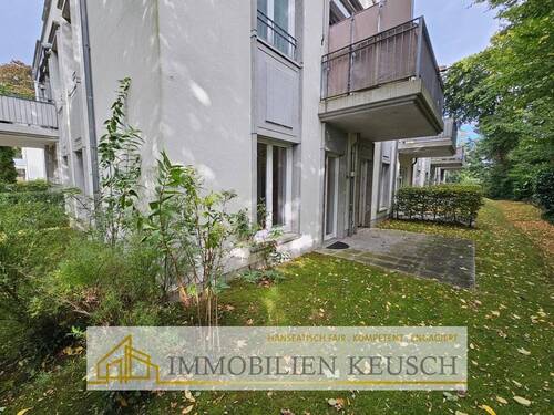 Große überdachte Terrasse - 