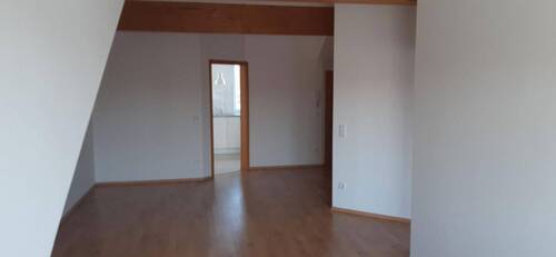 Wohnraum / Sicht auf Küche - 