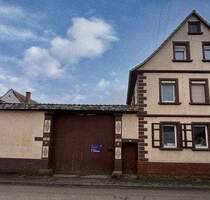 Wohnhaus mit Nebengebäude in Freckenfeld - Provisionsfrei für den Käufer - Zwangsversteigerung