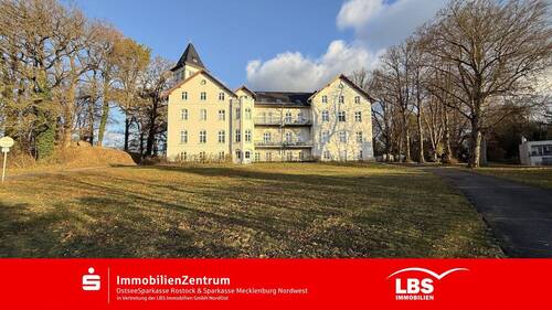 Frontansicht - Wohnen im Ostsee-Denkmal - 249.000,00&nbsp;EUR Kaufpreis, ca.&nbsp; 61,30&nbsp;m&sup2;&nbsp;Wohnfl&auml;che