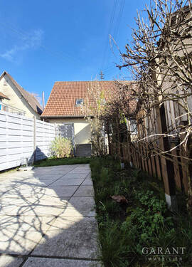 Gartenanteil mit Terrasse - 