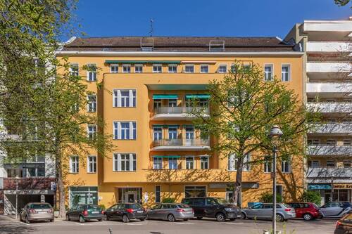 Bild 2 - 2 Zimmer Etagenwohnung zum Kaufen in Berlin