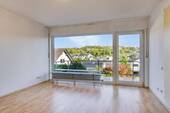 UG: Zimmer mit Terrassenzugang - 