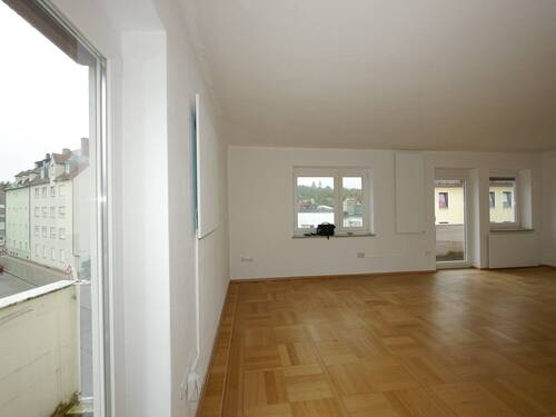 Wohnen - 5 Zimmer Etagenwohnung in Augsburg