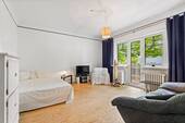 Obergeschoss: Zimmer mit Balkon - 