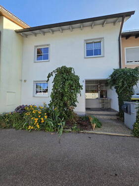 Bild 1 - Reihenhaus - 479.000,00 EUR Kaufpreis, ca.  136,00 m² Wohnfläche