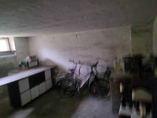 Keller 12 - 6 Zimmer Etagenwohnung in Königsee