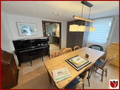 Esszimmer mit Echtholzdielen - 