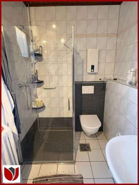 Duschbad mit WC - 