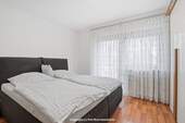 Schlafzimmer OG Einheit - 