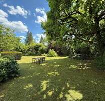 Freistehendes Mehrfamilienhaus ***Viel Potenzial für die Familie - Leonberg Höfingen