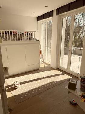 Kinderzimmer mit Terrasse - 