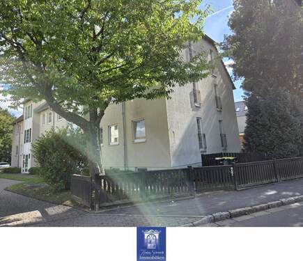 Hausansicht - Etagenwohnung mit 65,60 m&sup2; in Dresden zum Kaufen