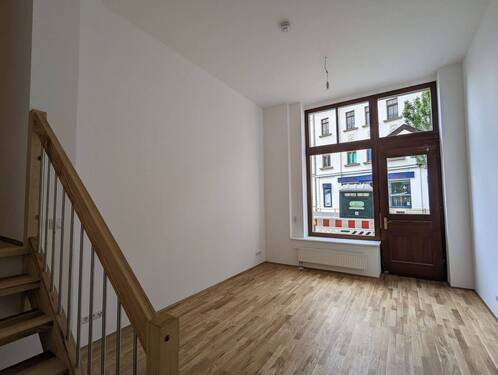 Zimmer 1 
Wohnen/Atelier - 