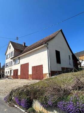 Seitenansicht - 5 Zimmer Einfamilienhaus zum Kaufen in Neuhausen