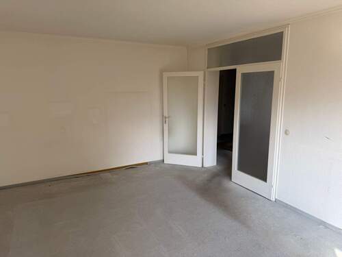 Wohnzimmer - 3 Zimmer Etagenwohnung in Kassel