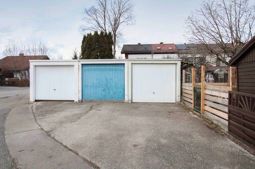 Garage - 