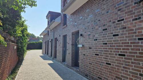 Hauseingänge - Etagenwohnung mit 74,70 m² in Bad Zwischenahn zum Kaufen