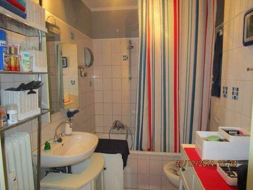 Beispiel Bad - 3 Zimmer Etagenwohnung in Herne