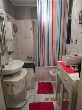 Beispiel Bad - Etagenwohnung mit 63,00 m&sup2; in Herne zur Miete