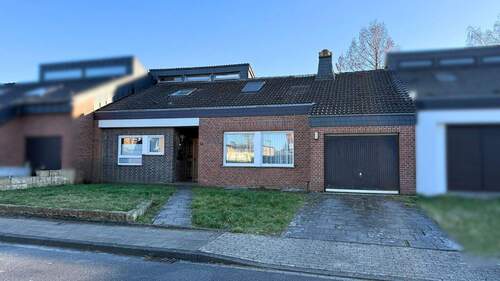 Hausansicht - 4 Zimmer Einfamilienhaus zum Kaufen in Baesweiler-Setterich