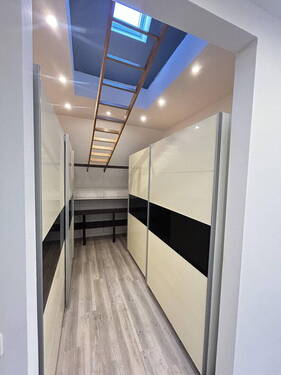 Begehbarer Kleiderschrank - 