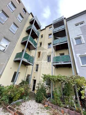 Gartenansicht - 3 Zimmer Mehrfamilienhaus, Wohnhaus zum Kaufen in Gera