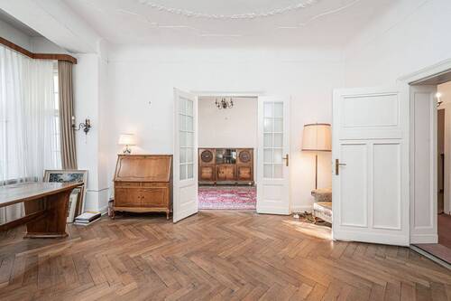 Essen - 5 Zimmer Etagenwohnung in Berlin