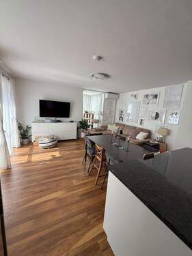 Bild 2 - 4 Zimmer Etagenwohnung zum Kaufen in Berlin