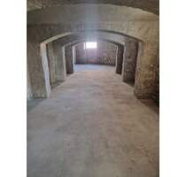 Großzügige Lagerräume mit ausreichend Staufläche in saniertem Mehrfamilienhaus! - Dresden Cotta