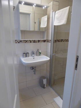 DUSCHBAD, WC - EG - 