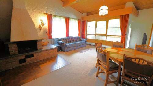 Wohnzimmer mit offenen Kamin - * Für Naturliebhaber, Ihr neues Domizil-nahe des Alpsees *