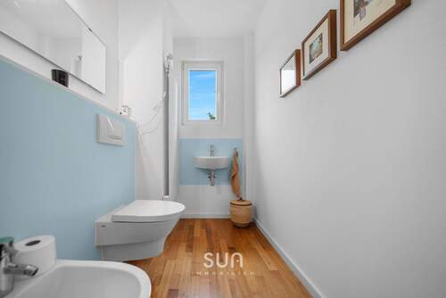 GÄSTE WC MIT TAGESLICHT - 