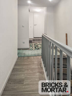 Flur_1OG - Doppelhaushälfte mit 104,00 m² in Heinersreuth zum Kaufen