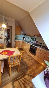 Küche mit Einbauküche - 