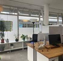 HotDesk Freilassing: 247 Zugang, Vollausstattung, Parkplätze vor Ort