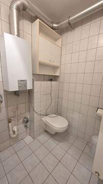 Bad / Waschmaschinenplatz - 